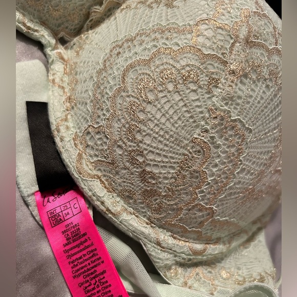 La Senza Beyond Sexy 34 C EUC padded bra - Picture 3 of 3